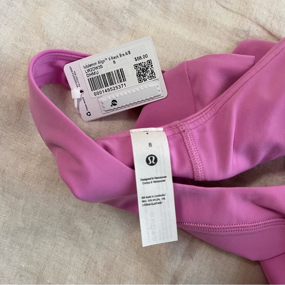 COPY - LULULEMON bra - Picture 3 of 4